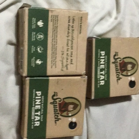 3 dr. Squatch Men’s natural soap Pine Tar oatmeal & sand heavy grit 5 oz bar box - Picture 3 of 4
